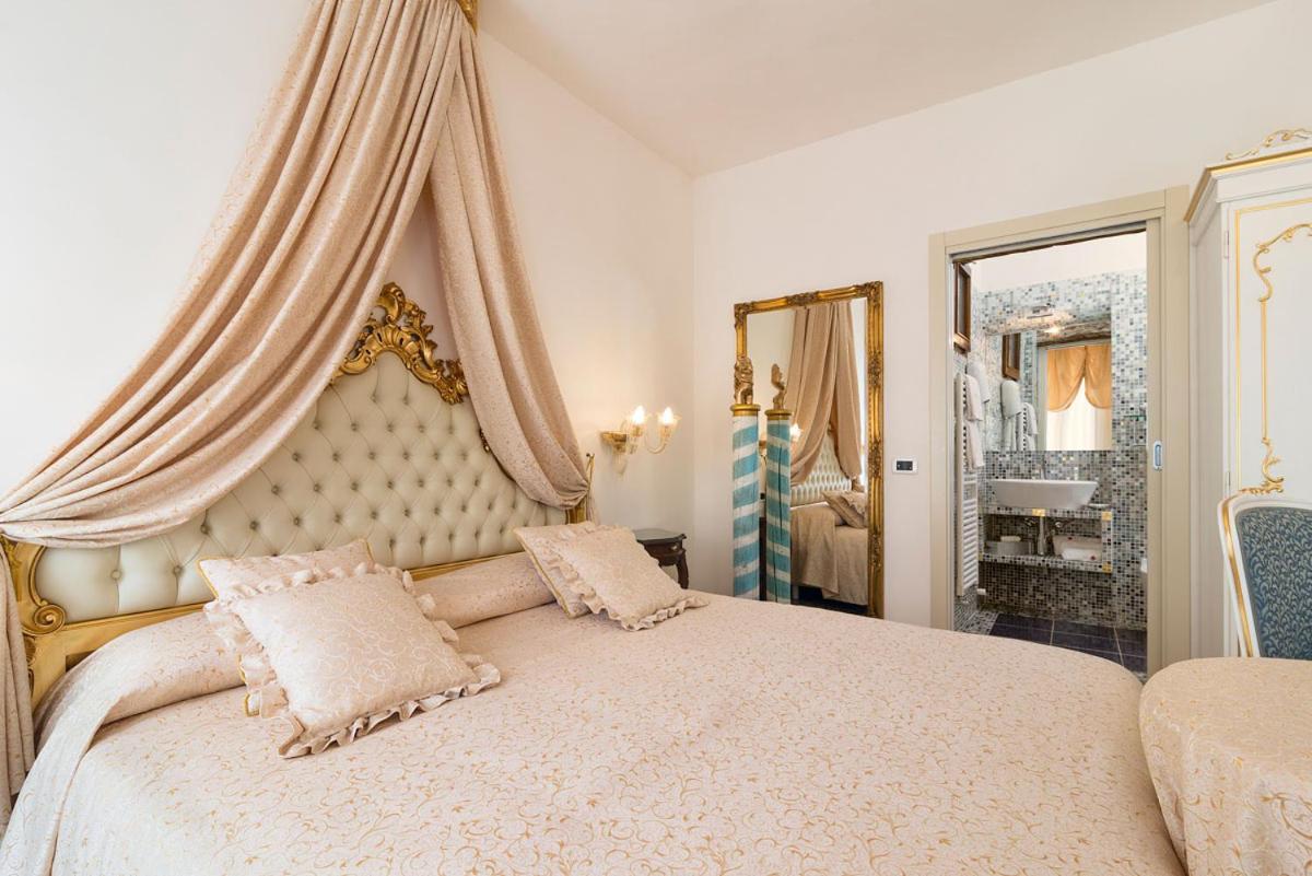 Hotel Relais San Nicolo เตรวิโซ ภายนอก รูปภาพ