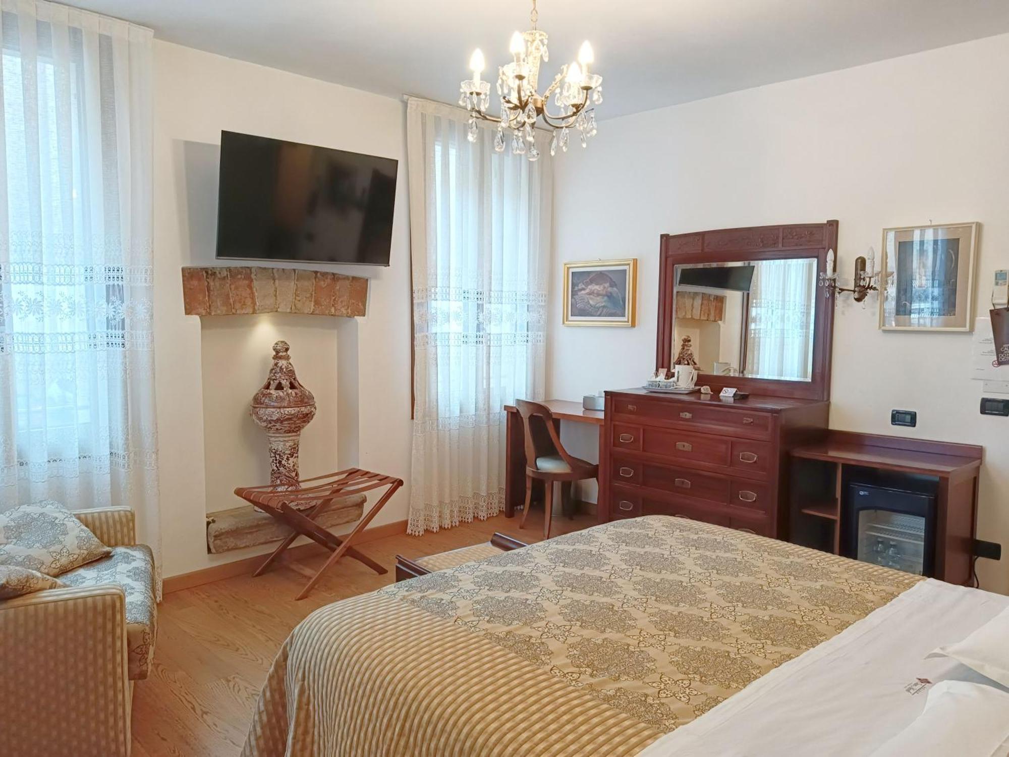 Hotel Relais San Nicolo เตรวิโซ ภายนอก รูปภาพ