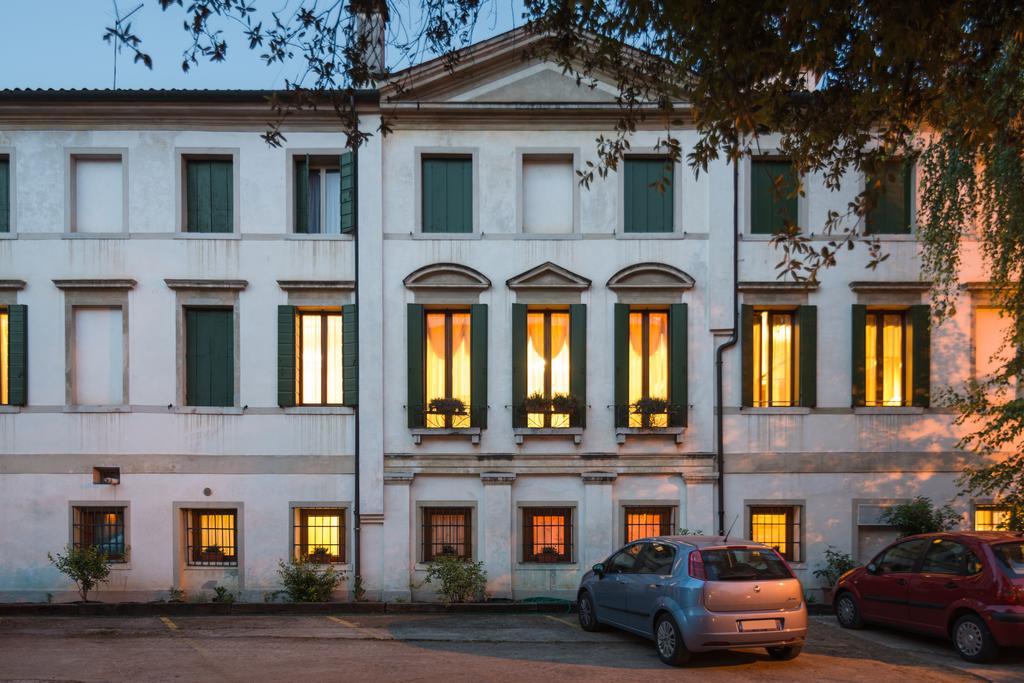 Hotel Relais San Nicolo เตรวิโซ ภายนอก รูปภาพ